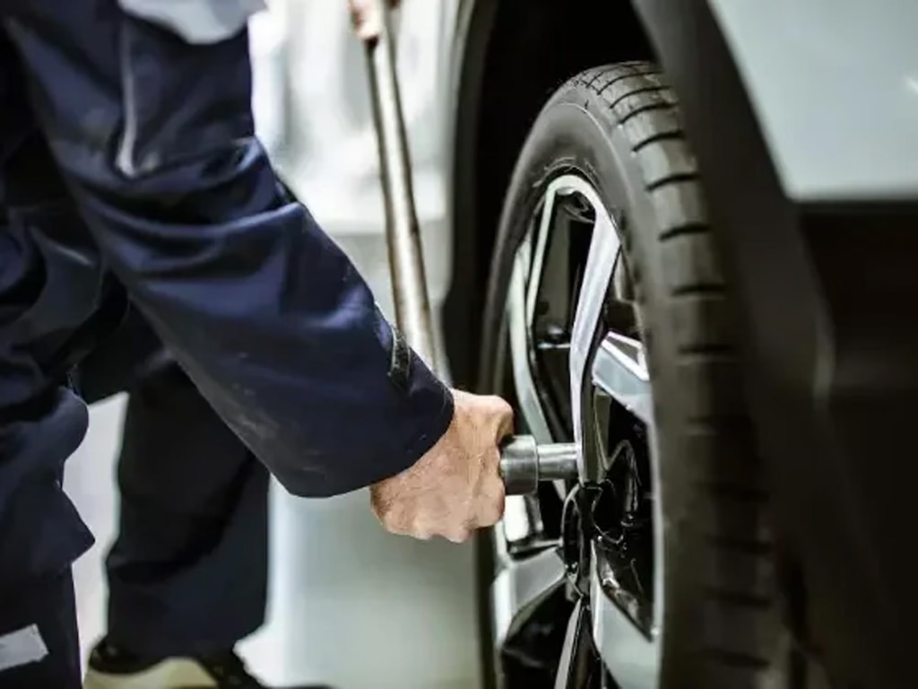 Troca de pneus Chevrolet em Santana